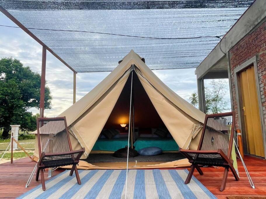 Rembulan Escape Bell Tent 1 Kampung Penarik Eksteriør bilde
